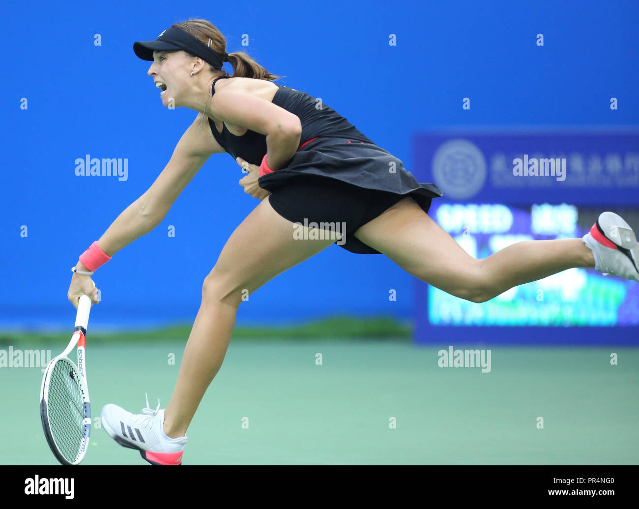 Wuhan, Wuhan, China. 29th Sep, 2018. Wuhan, CHINA-Estonian professional tennis player Anett Kontaveit defeats Wang Qiang at 2018 Wuhan Open in Wuhan, central ChinaÃ¢â‚¬â„¢s Hubei Province. Credit: SIPA Asia/ZUMA Wire/Alamy Live News Stock Photo