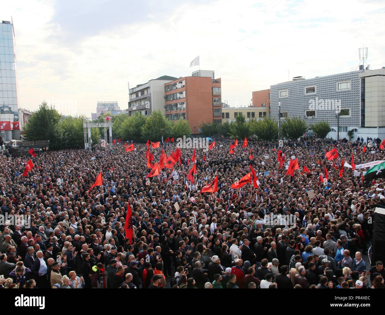 Pristina, Kosovo. 29th September 2018. Thousands of protesters gather in  Skanderbeg Square, Pristina, Kosovo, to demonstrate against land swaps with  Serbia proposed by President Hashim Thaci. The protest was organised by the