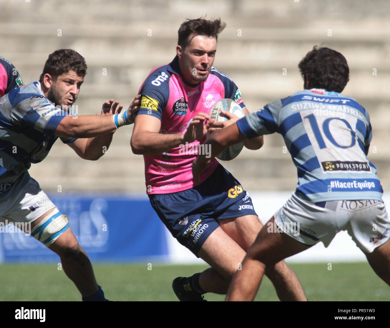 Madrid,Spain 29/09//2018, Heineken League of Rugby,Complutence Cisneros Vs.VRAC Entrepinares,Tomas Carrio of Vrac in game action. Credit: Leo Cavallo/Alamy Live News Stock Photo