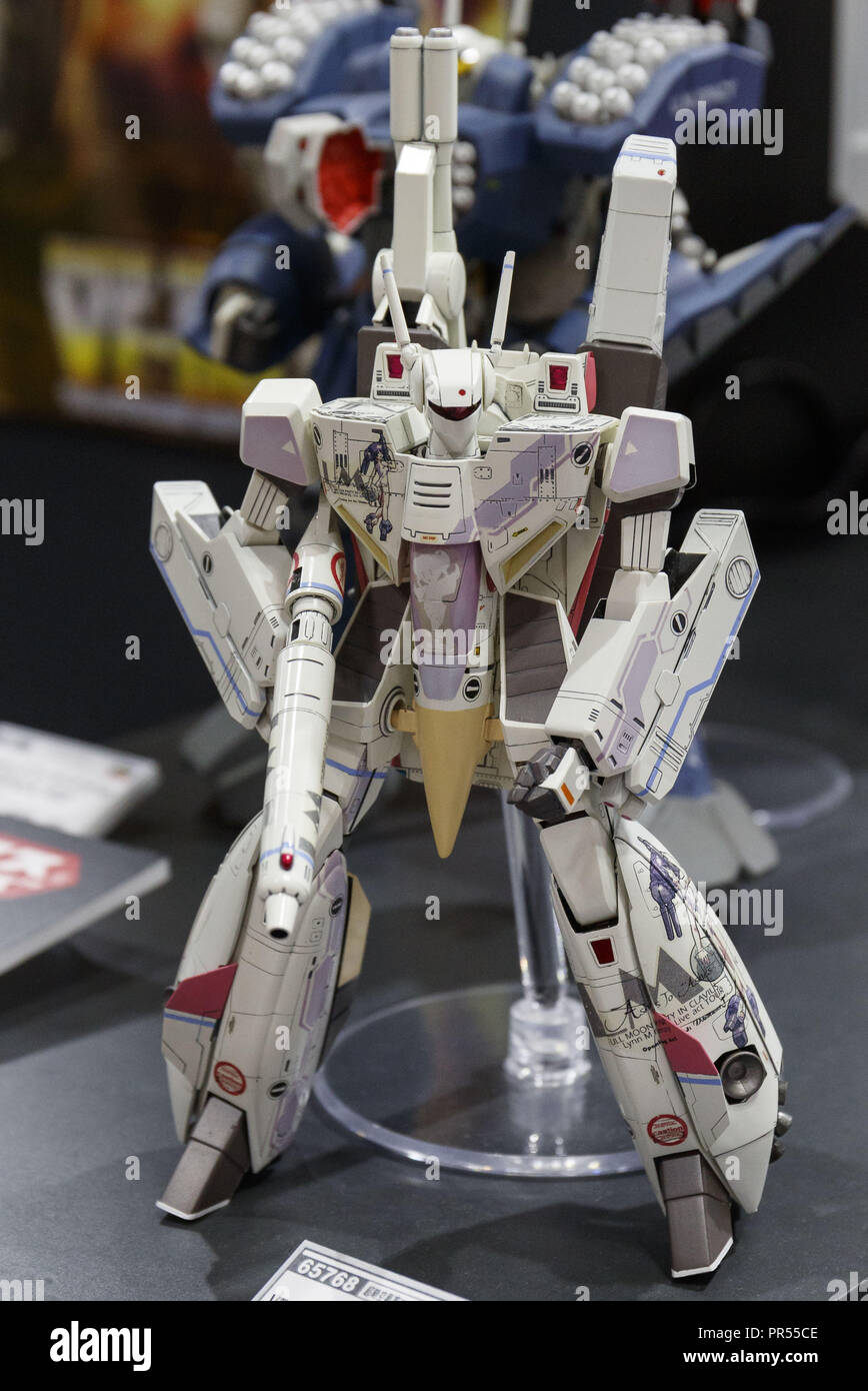 Tokyo, Japan. 29th Sep, 2018. A plastic model of the Bandai Macross VF-1S  Strike Battroid Valkyrie (MINMAY GUARD) on display during the 58th All Japan  Model and Hobby Show in Tokyo Big