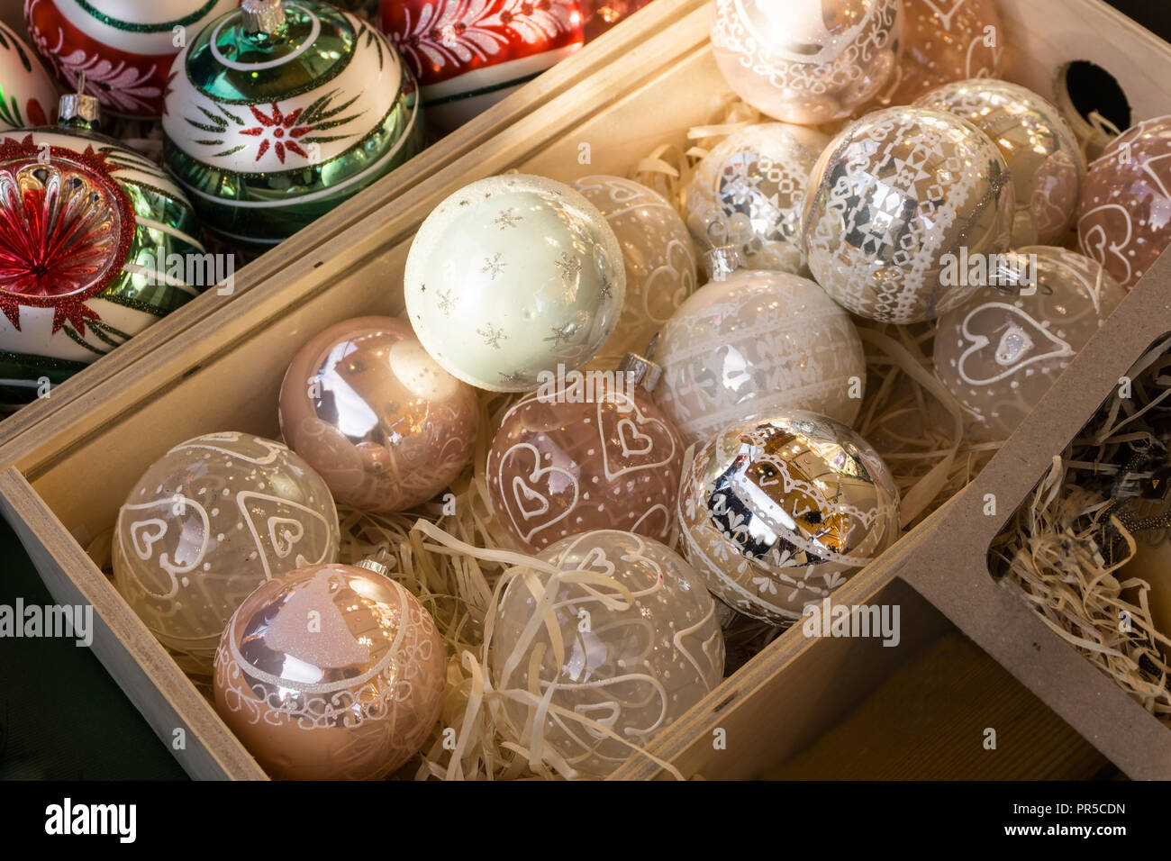Christmas ornaments store hires stock photography and images Alamy