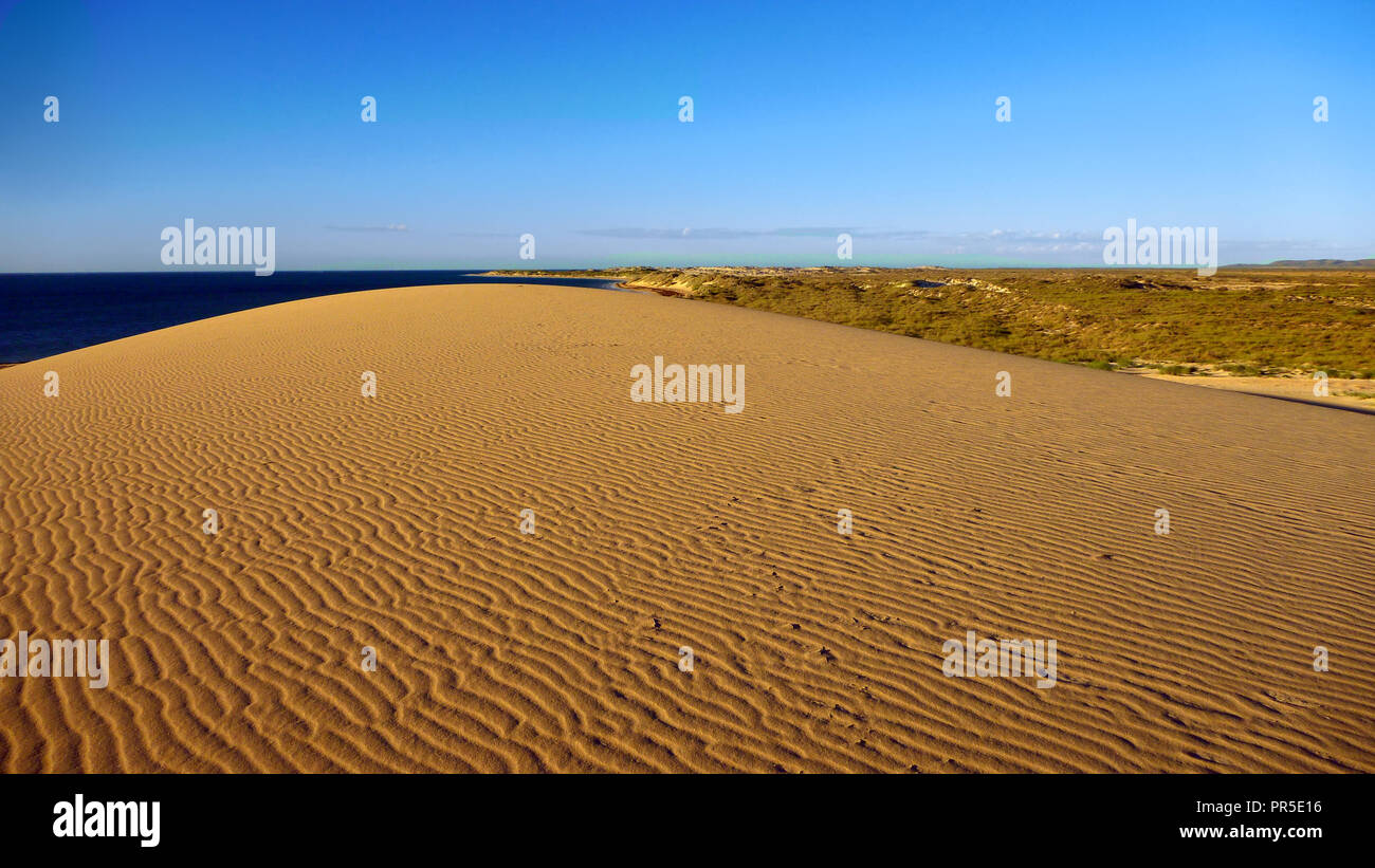 Ningaloo Reef sand dunes surrounded by spinifex and the Cape Range National Park Stock Photo Alamy