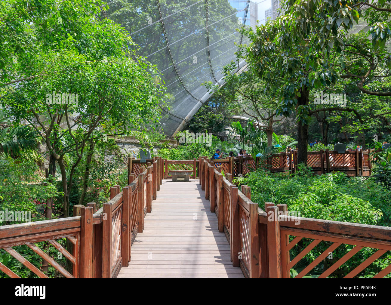 Edward Youde Aviary Hi-res Stock Photography And Images - Alamy