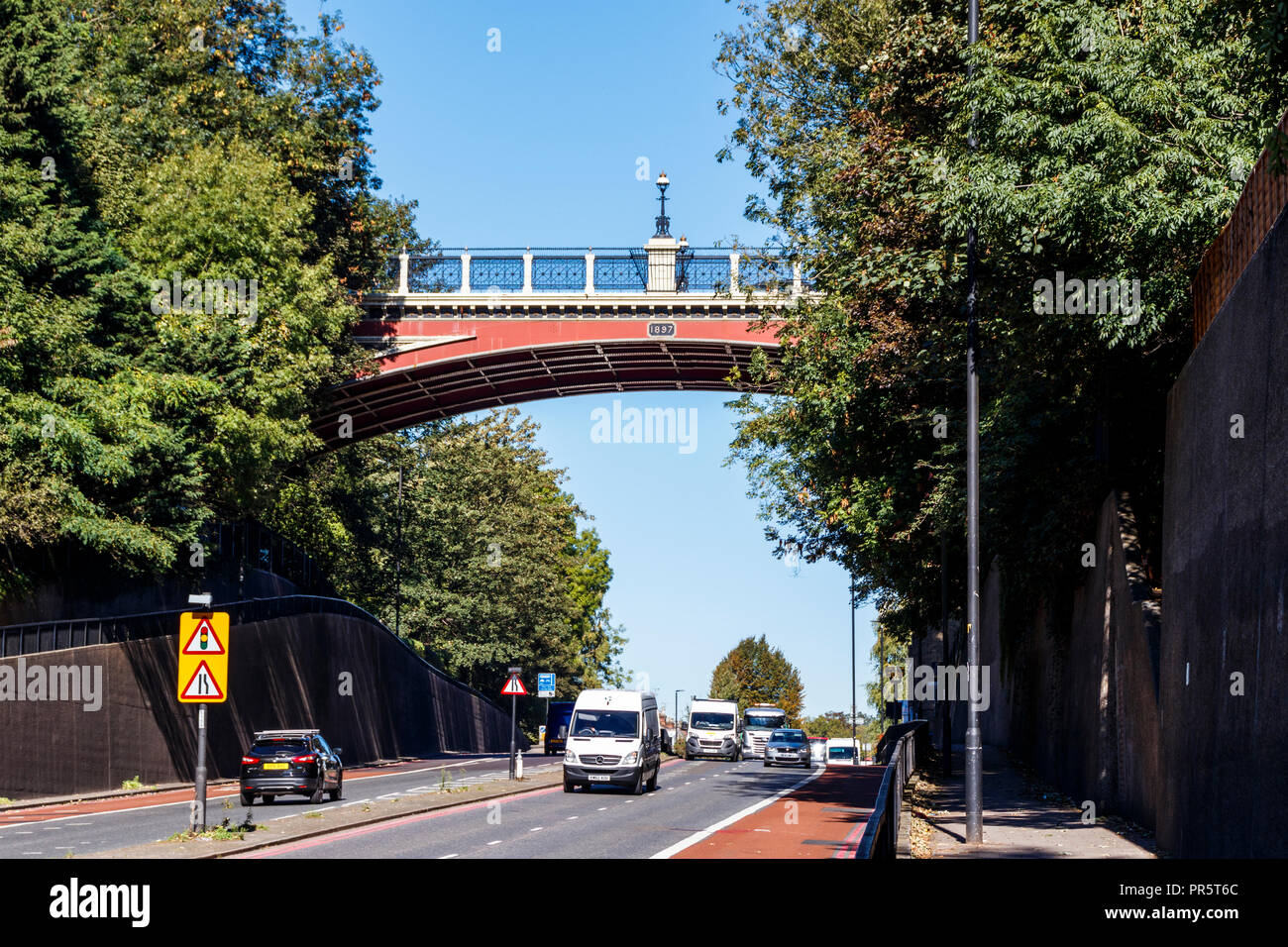 The famous Victorian  Archway Bridge, built in 1897 to replace the earlier John Nash bridge, carrying Hornsey Lane across Archway Road, London, UK Stock Photo