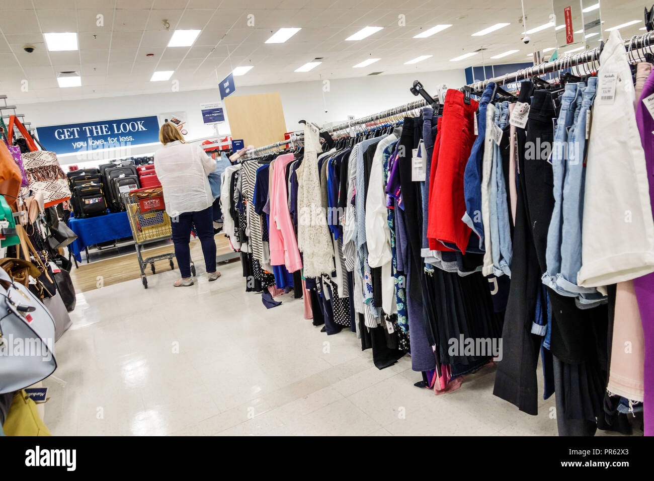 Miami Florida,Kendall,The Palms at Town & Country Mall,Marshalls discount department store,inside interior,shopping shopper shoppers shop shops market Stock Photo