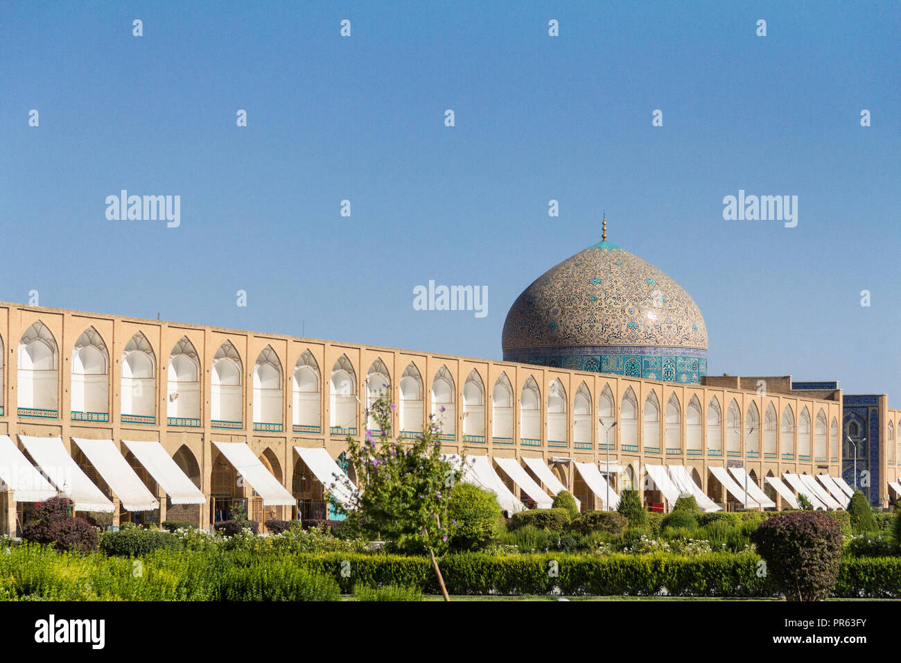 Sheikh Lotfollah Mosque, on the Naqsh e Jahan square, during a sunny afternoon, with its iconic dome. it is a major symbol of the city and of Persian  Stock Photo