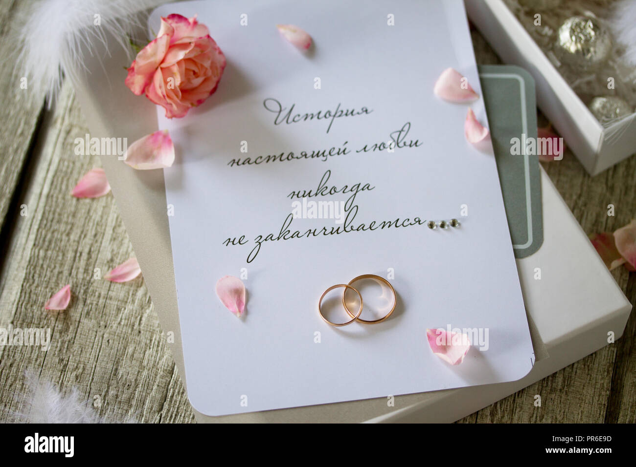 Wholesale Double Acrylic Tape Drawer Transparent Cover High-end Wedding  Bridesmaid Gift Box, image size:1300x956