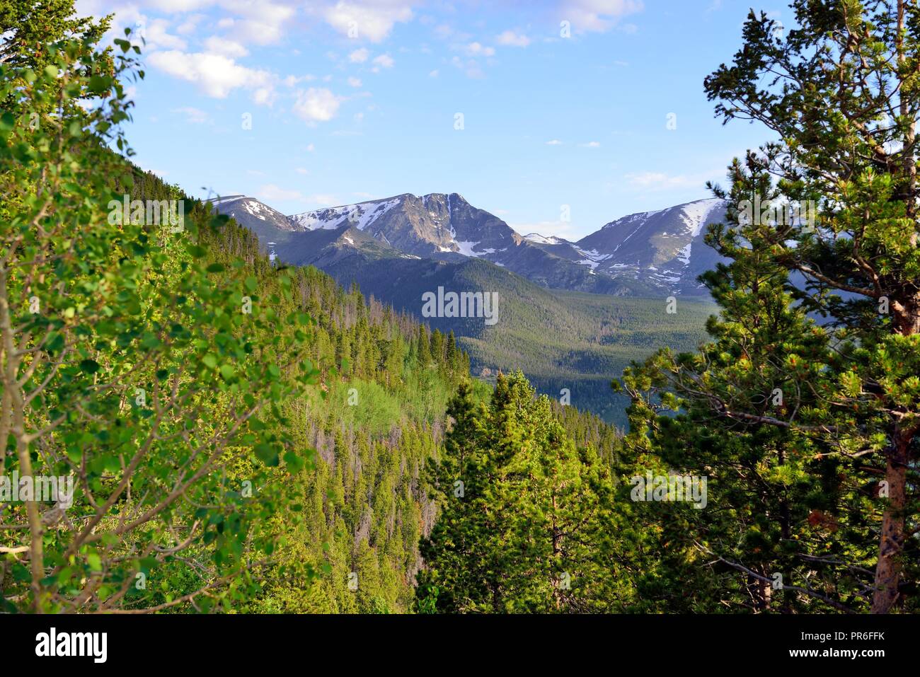 High alpine scenery hi-res stock photography and images - Alamy