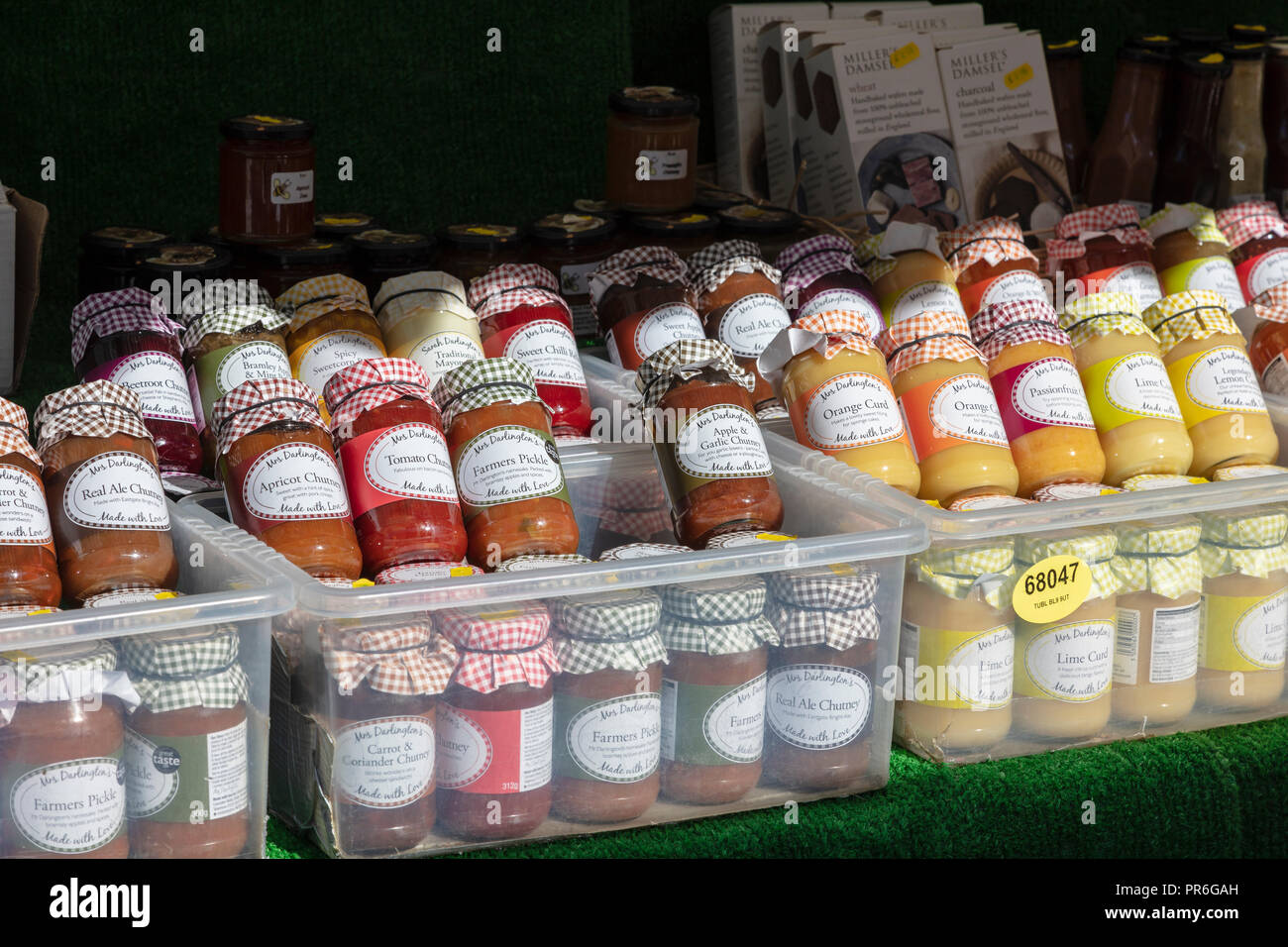 Selling pickles hires stock photography and images Alamy