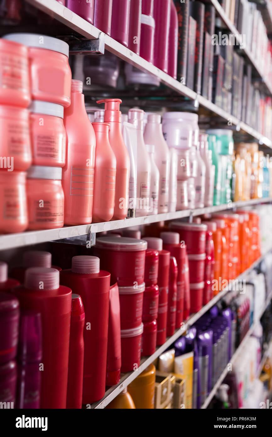 Hairdresser shampoo bottles hires stock photography and images Alamy