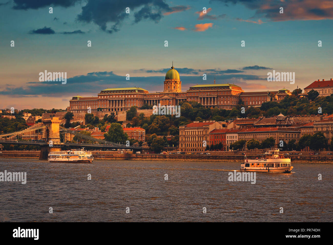 Beautiful golden sunset at the Buda side with Buda Castle Royal Palace ...