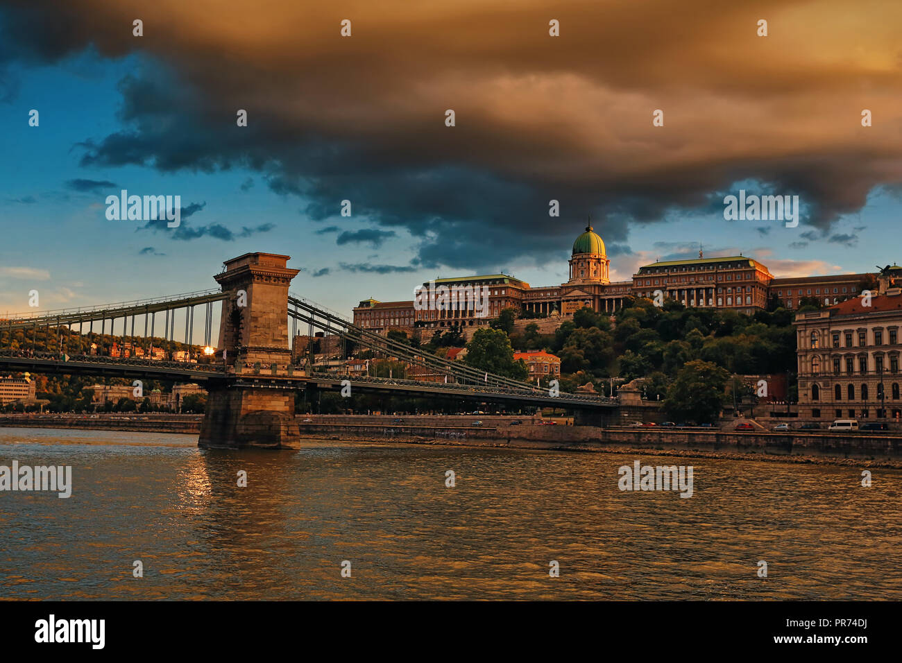 Beautiful golden sunset at the Buda side with Buda Castle Royal Palace ...