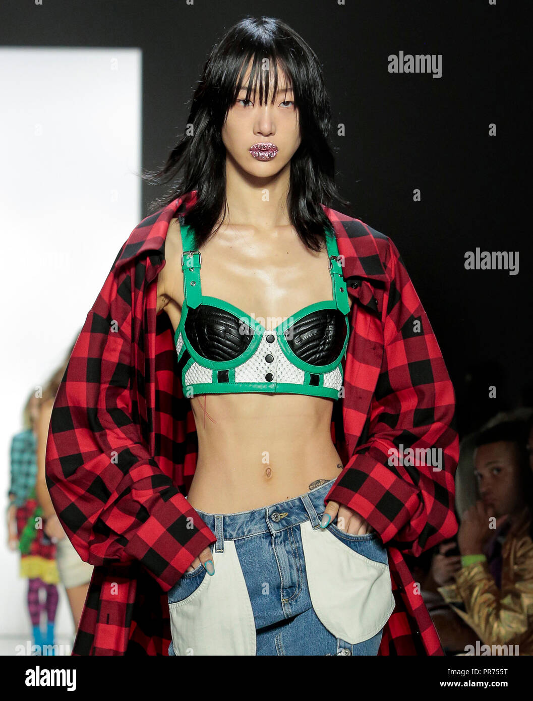 Sora Choi Walks the Runway at the Jeremy Scott Show Editorial Stock Photo -  Image of model, woman: 88003053