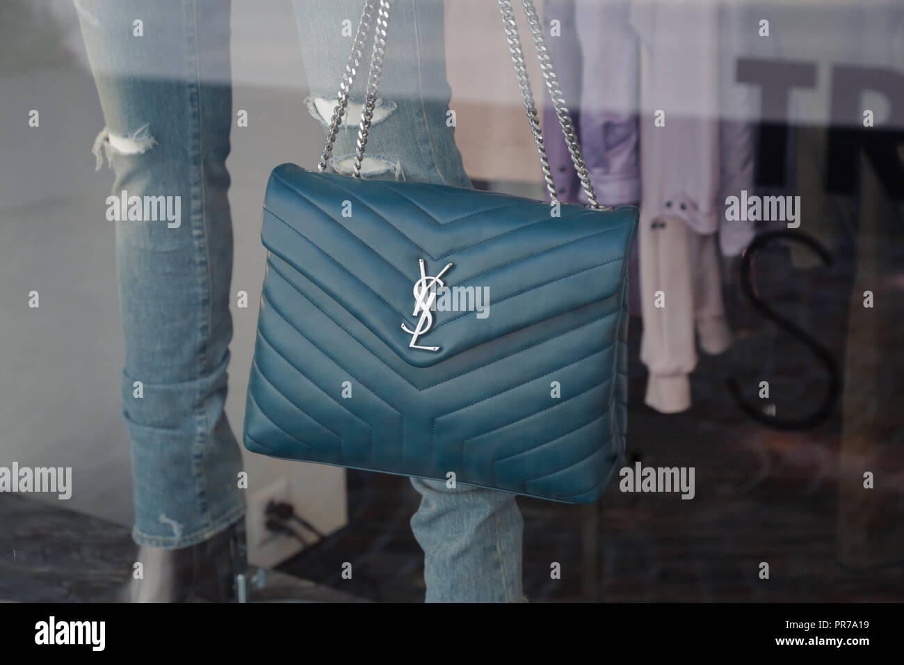 Designer shopping bags chanel hi-res stock photography and images - Alamy