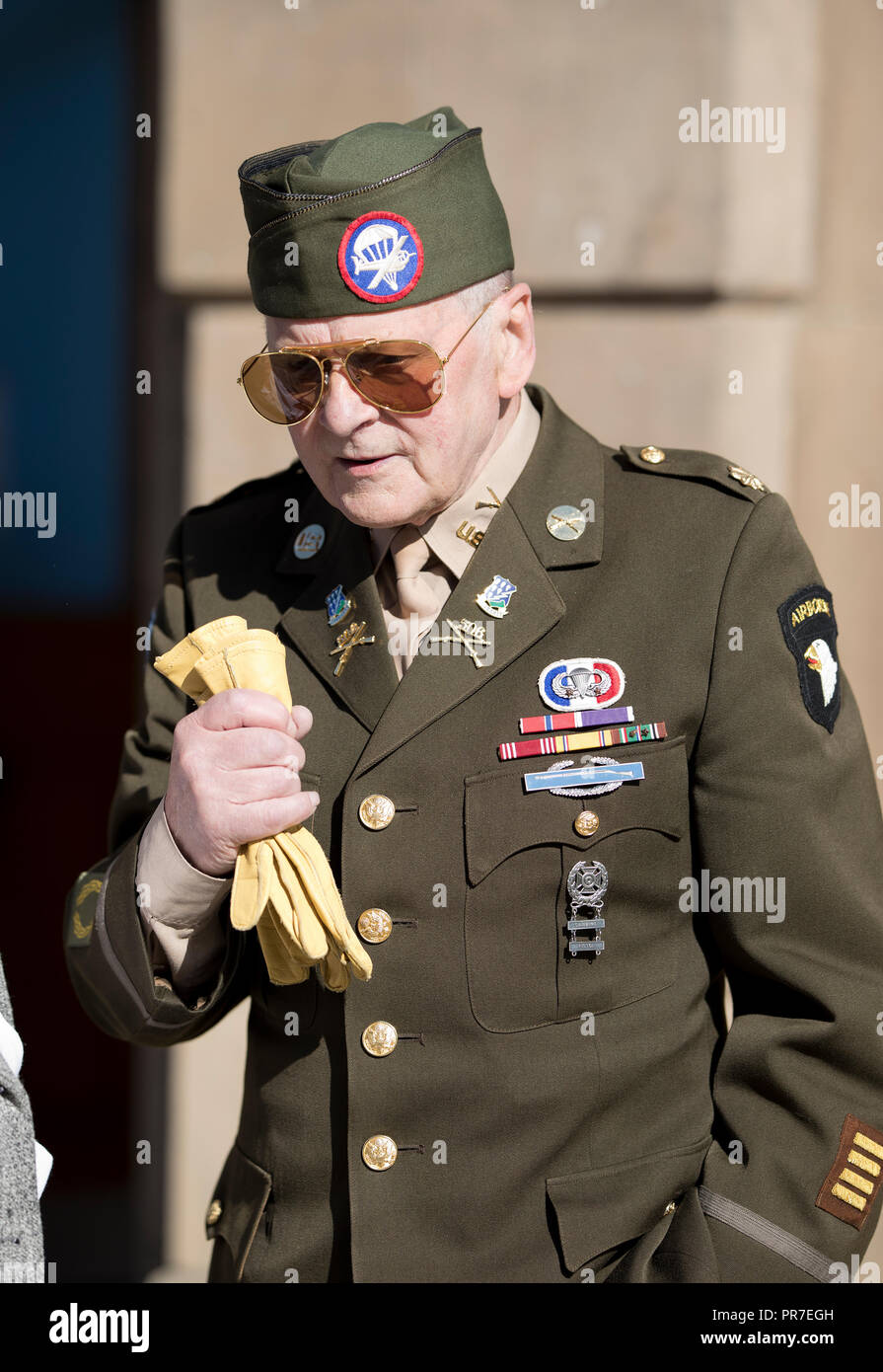 Man in American army uniform at the Welshpool,Powys 2018, 1940's weekend  Stock Photo - Alamy