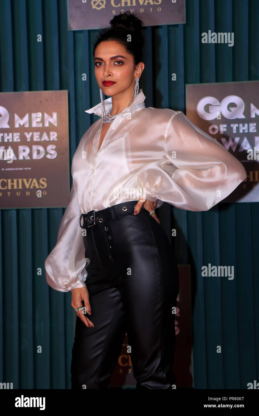 Mumbai, India. 27th Sep, 2018. Actress Deepika Padukone poses on the red carpet of 10th edition of the GQ Men of the Year Awards to commemorate GQ's 10th anniversary in India at hotel JW Marriott Juhu in Mumbai, India. Credit: Azhar Khan/SOPA Images/ZUMA Wire/Alamy Live News Stock Photo