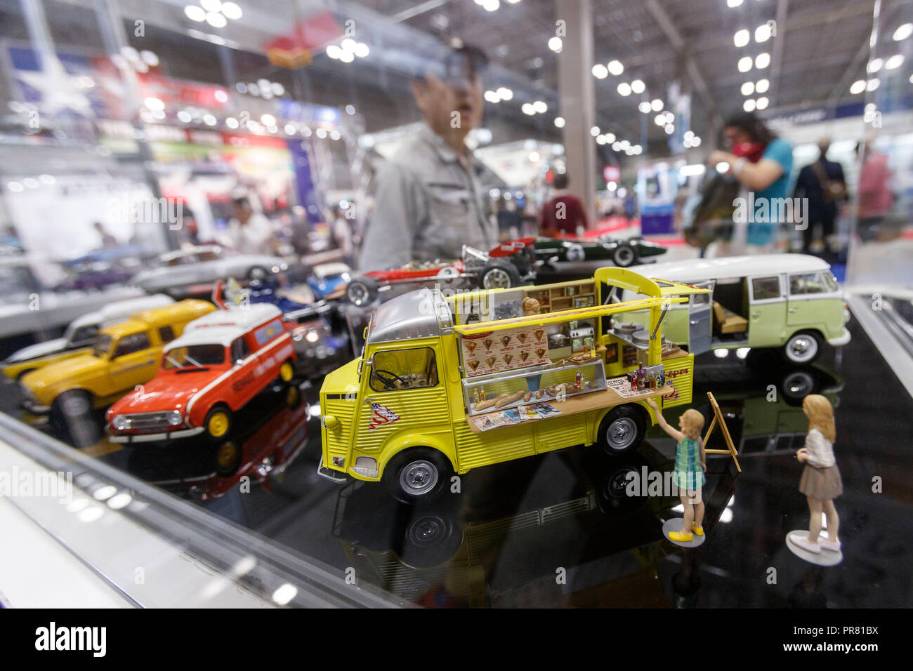 plastic model cars