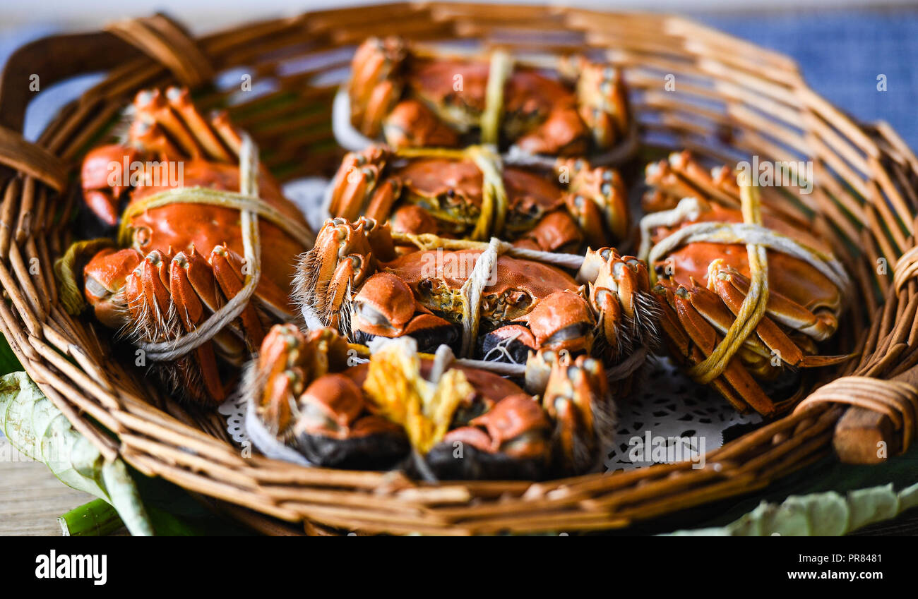 Photo taken on Sept. 29, 2018 shows cooked hairy crabs in Bacheng Township  of Kunshan City, east China's Jiangsu Province. Ji Jiang, born in 1966, is  a Yangcheng Lake hairy crab cultivator