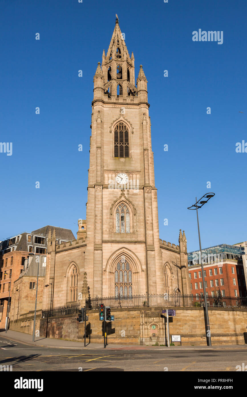 St nicholas church liverpool hi-res stock photography and images - Alamy