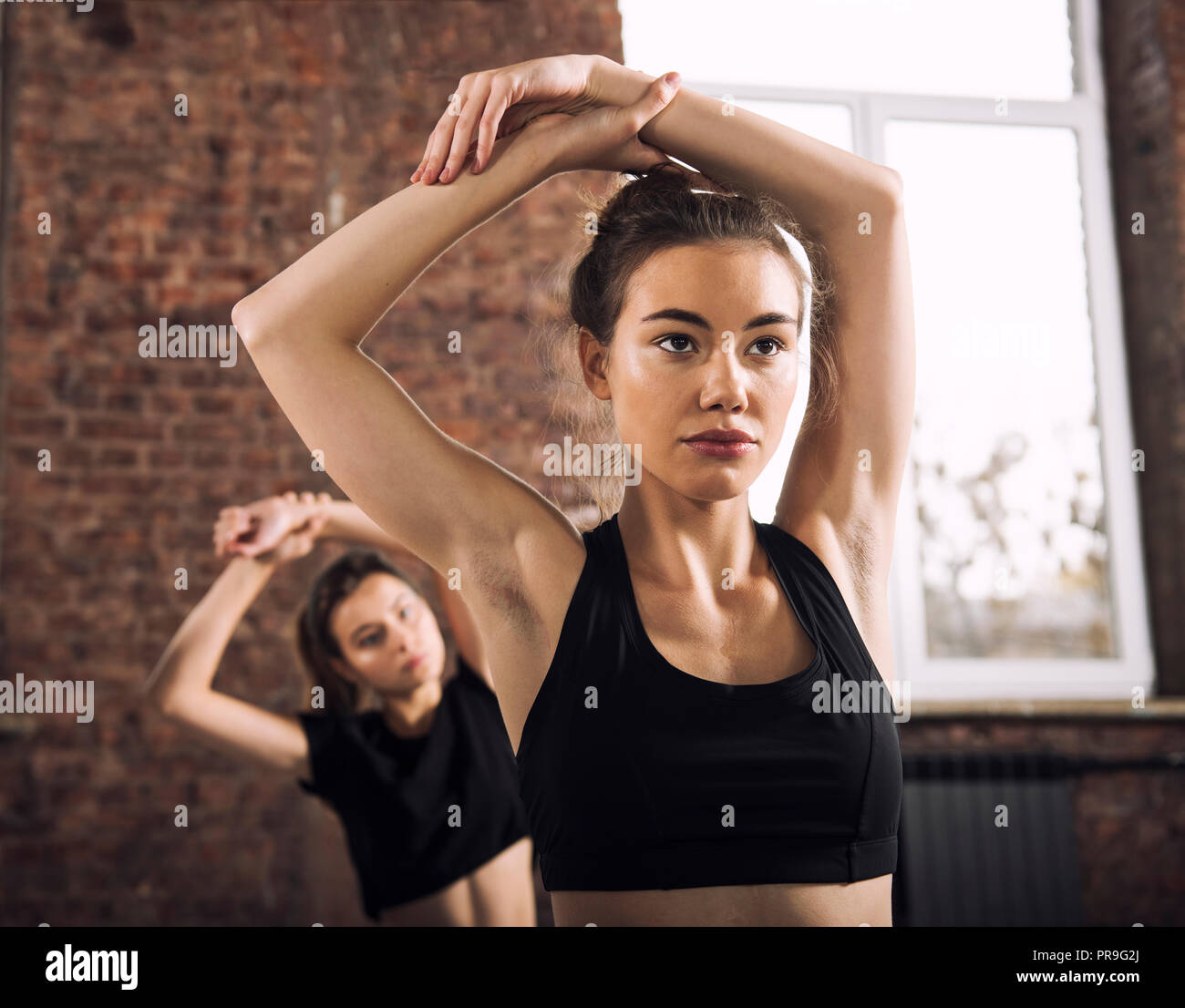 Girl gym hi-res stock photography and images - Alamy