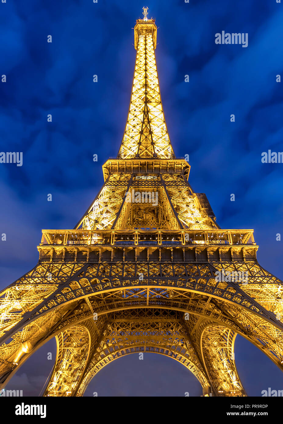 wide-aerial-eiffel-tower-sunset-hi-res-stock-photography-and-images-alamy