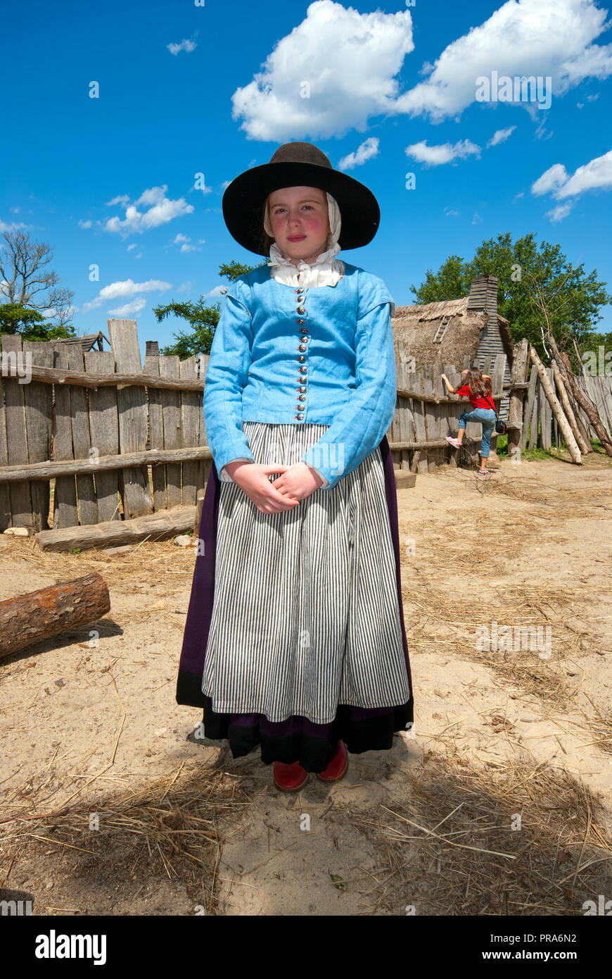 Young girl in traditional dress (seventeenth century) at Plimoth  Plantation, Plymouth, Plymouth County, Massachusetts, USA Stock Photo -  Alamy