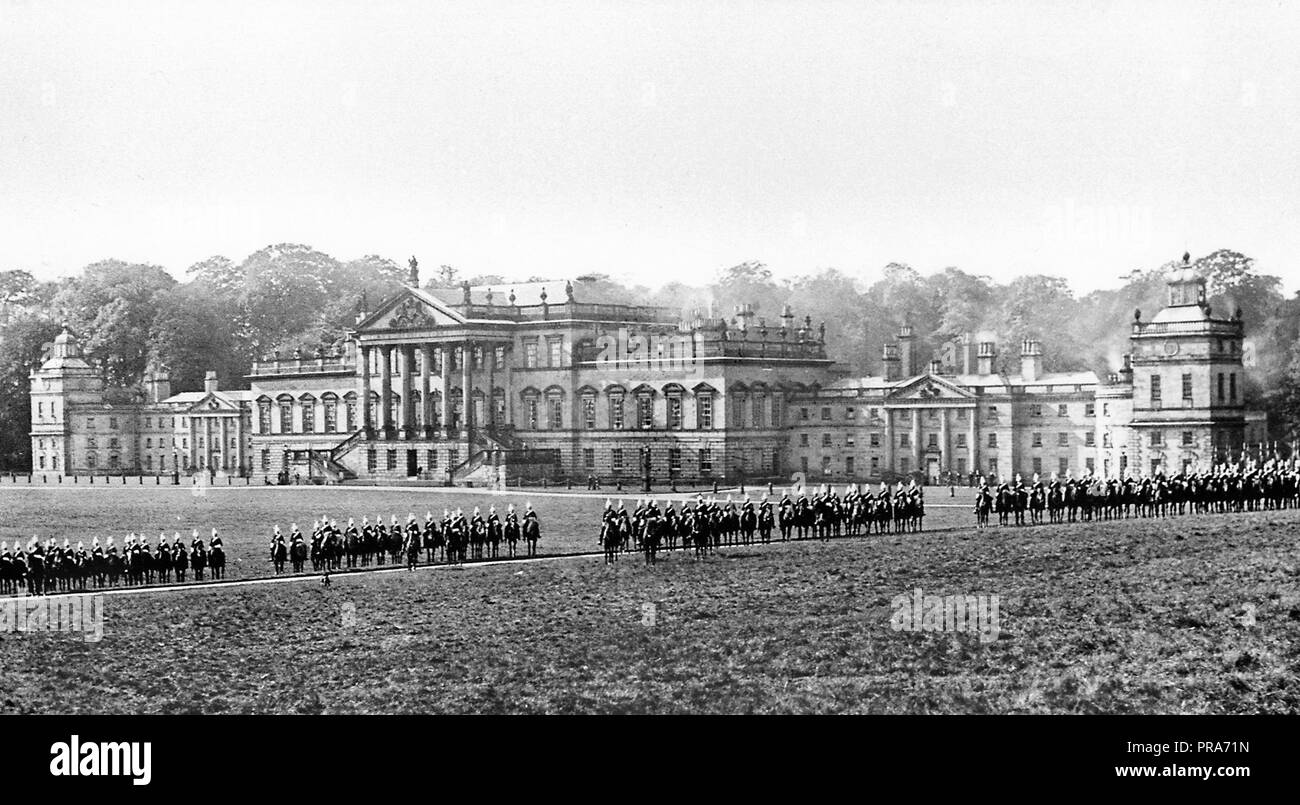 Wentworth woodhouse Black and White Stock Photos & Images Alamy