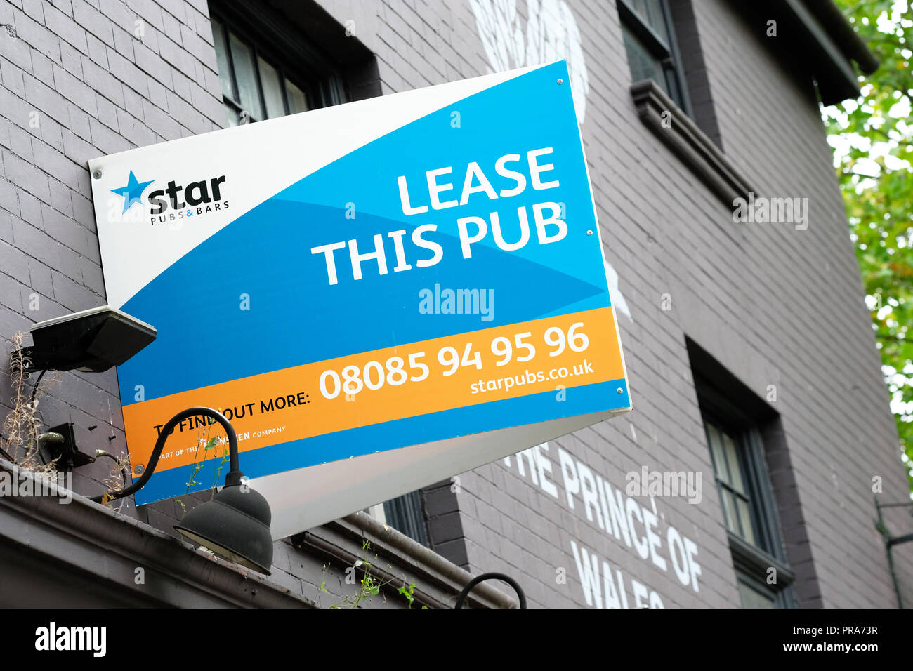 Empty pub available for lease in Birmingham UK September 2018 Stock Photo