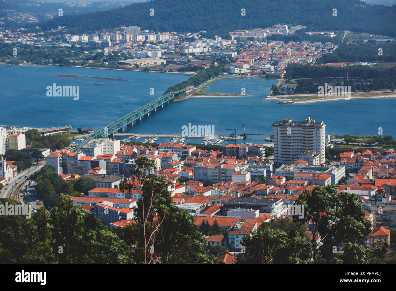 Download Portugal Norte Region Background