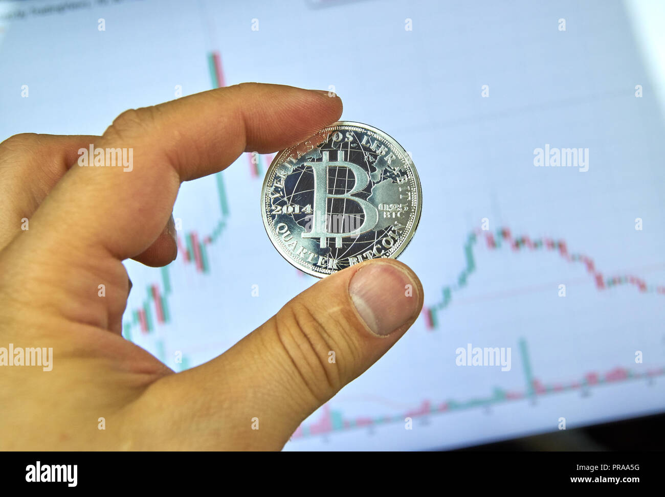 MONTREAL, CANADA - SEPTEMBER 8, 2018: Bitcoin Diamond altcoin site under  magnifying glass. Blockchain is a growing list of records which are linked  us Stock Photo - Alamy