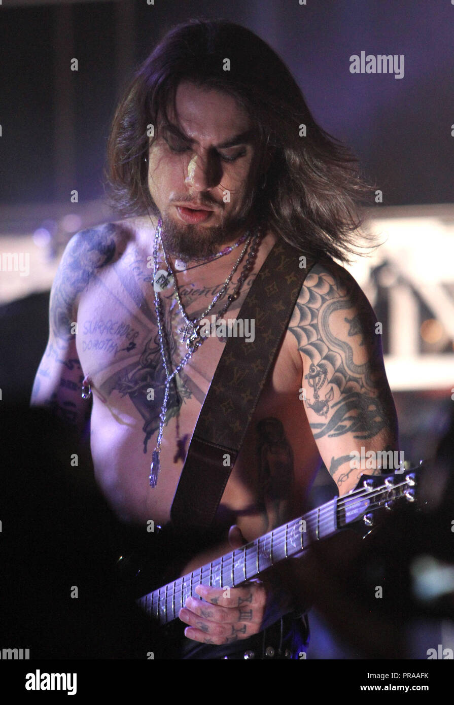 Dave Navarro with Jane's Addiction performs in concert at the Fillmore