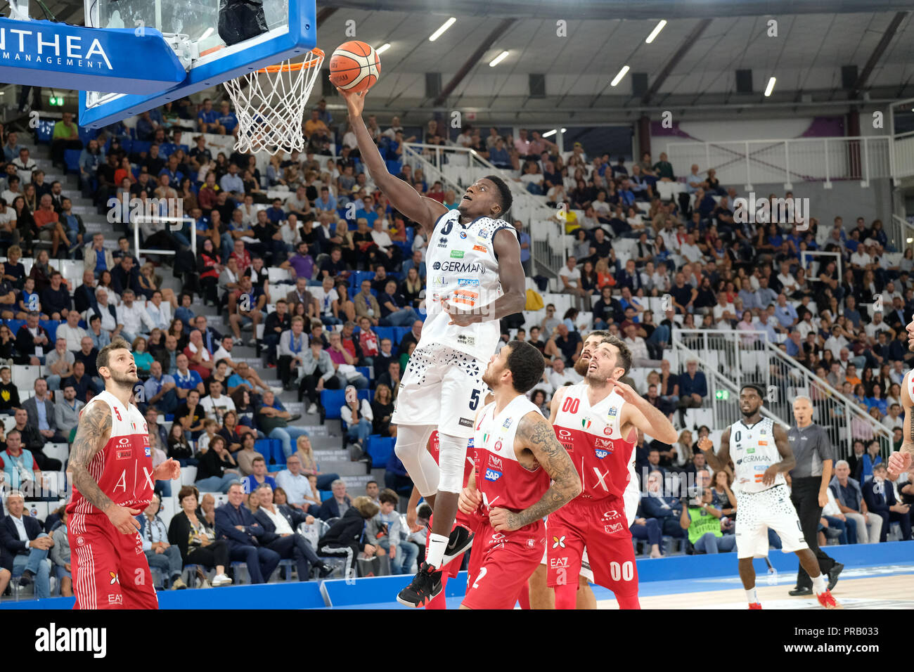armani basket 2018