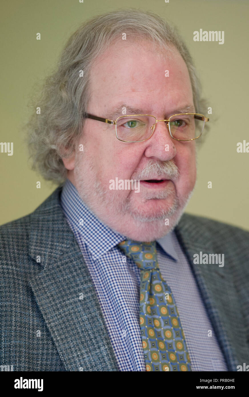 Filed 14 March 15 Hessen Frankfurt Main The Us Immunotherapist James P Allison Speaks After A Press Conference On The Paul Ehrlich And Ludwig Darmstaedter Prize At The Johann Wolfgang Goethe