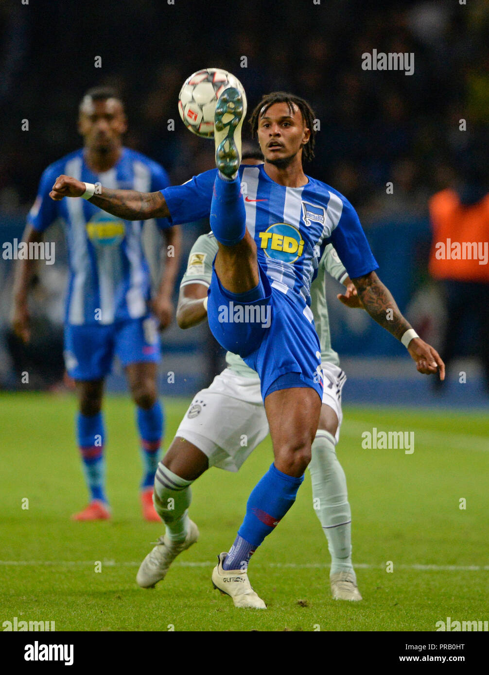 Berlin Deutschland 28th Sep 2018 Valentino Lazaro B Soccer 1 Bundesliga 6 Matchday Hertha Bsc Berlin Berlin Deutschland 28th Sep 2018 Valentino Lazaro B Soccer 1 Bundesliga 6 Matchday Hertha Bsc Berlin