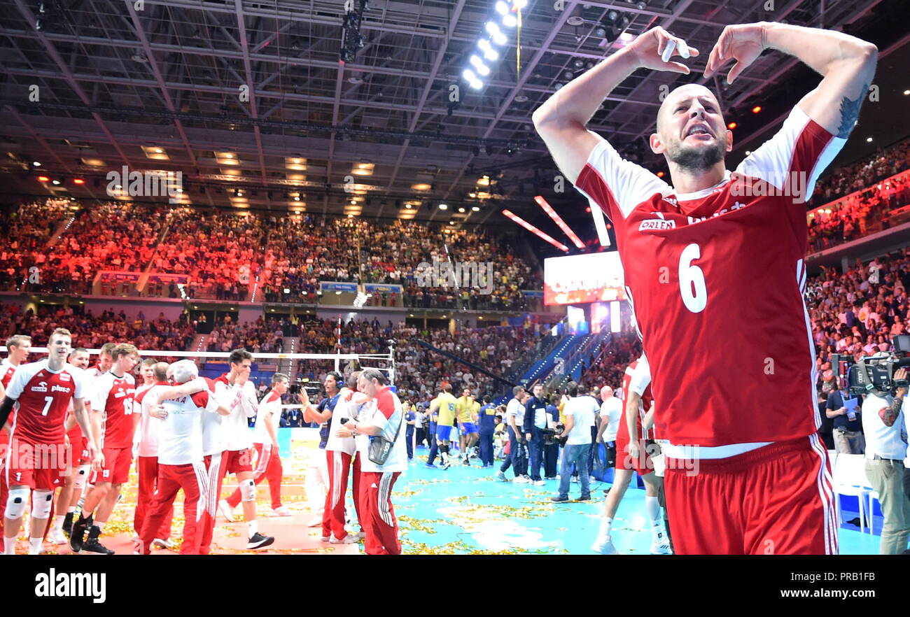 Brazil and Serbia win at FIVB Volleyball Men's World Championship