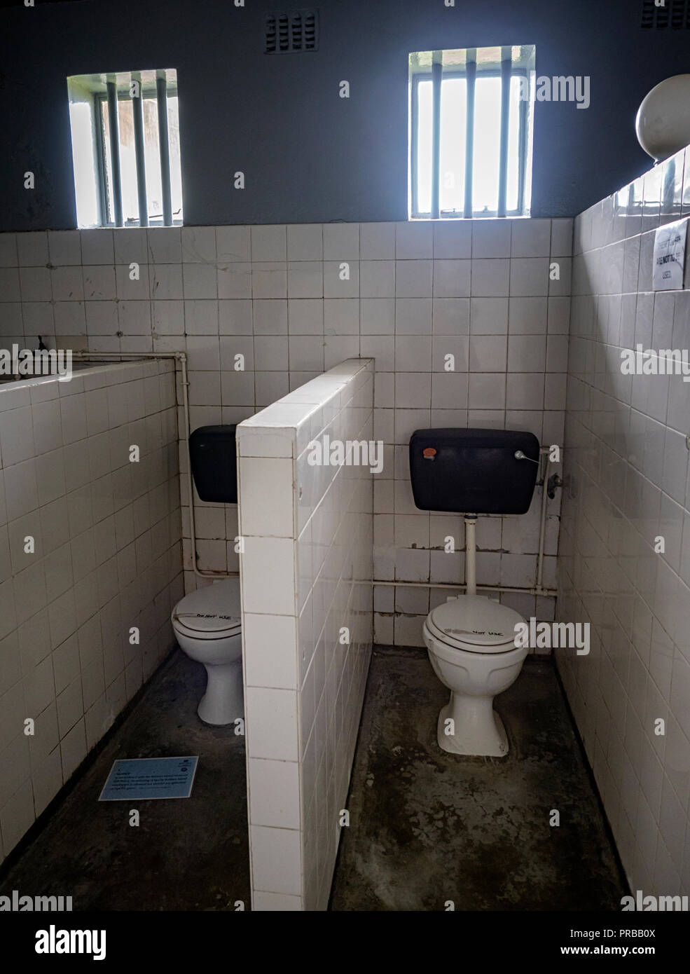 Toilets in the prison on Robben Island, Cape Town, South Africa, that held  political prisoners, such as Nelson Mandela, during the apartheid era Stock  Photo - Alamy