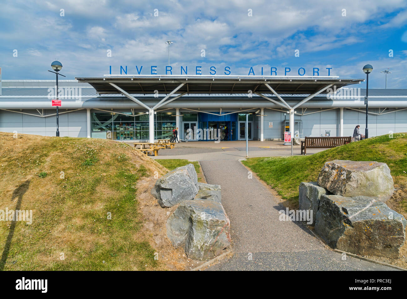 are dogs allowed in inverness airport