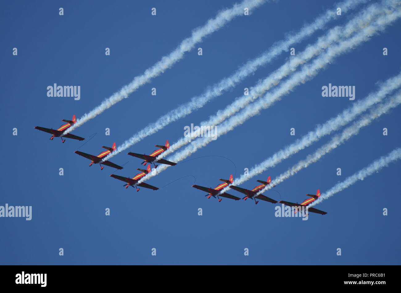 Four 4 Royal Moroccan Air Force aerobatic display team Marche Verte Green  March CAP-231 planes flying inverted with smoke wires Stock Photo - Alamy