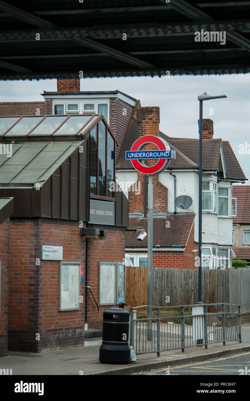Harrow on the hill underground hires stock photography and images Alamy