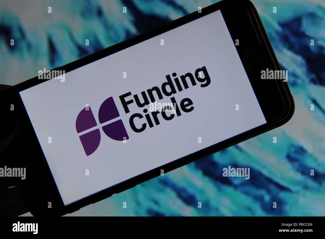 Circle logos hi-res stock photography and images - Alamy