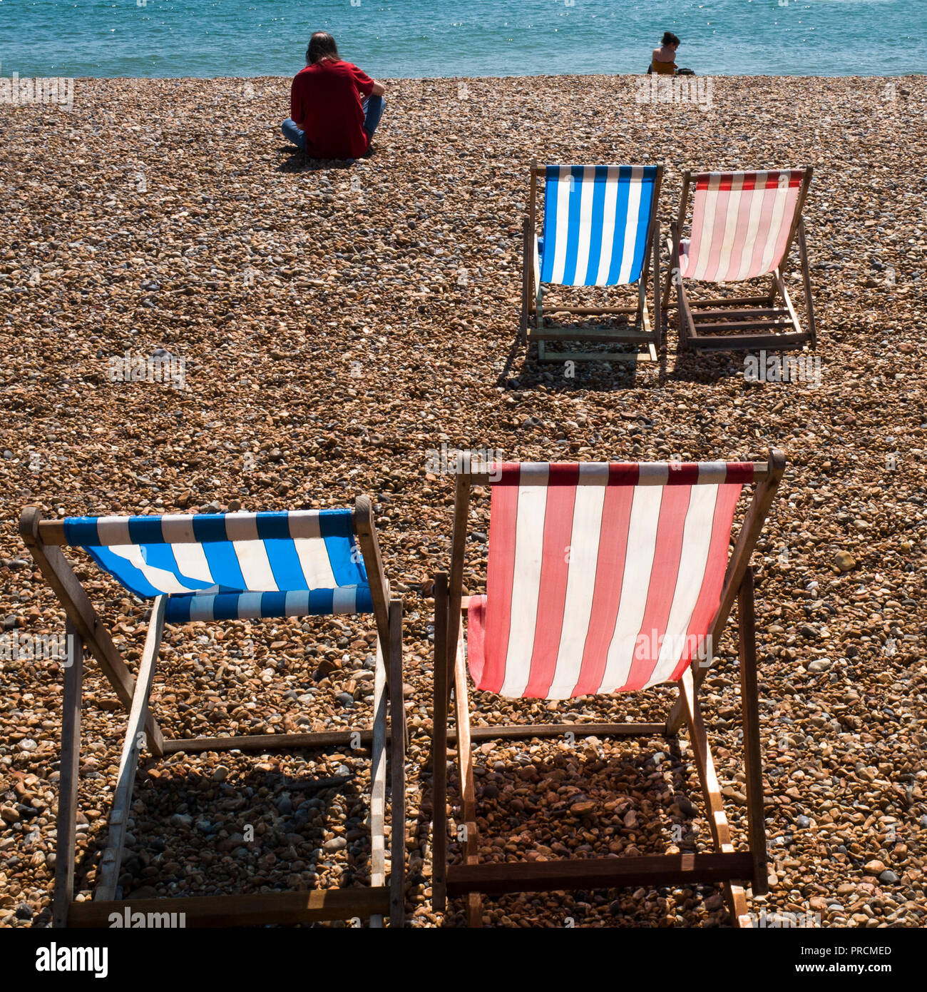 Classic deck chairs hi-res stock photography and images - Alamy