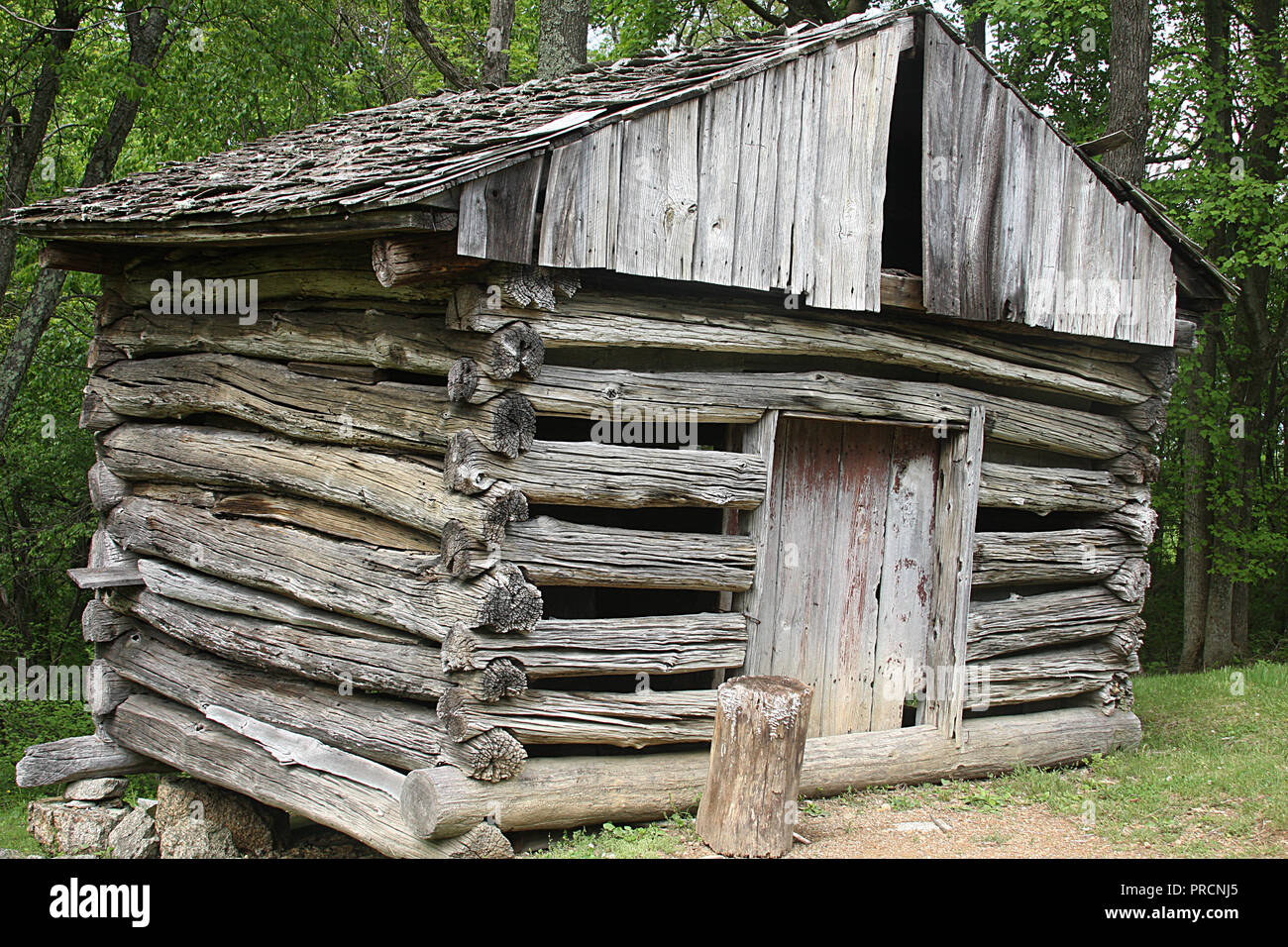 Old log storage shed in Virginia's Blue Ridge Parkway, USA. Johnson