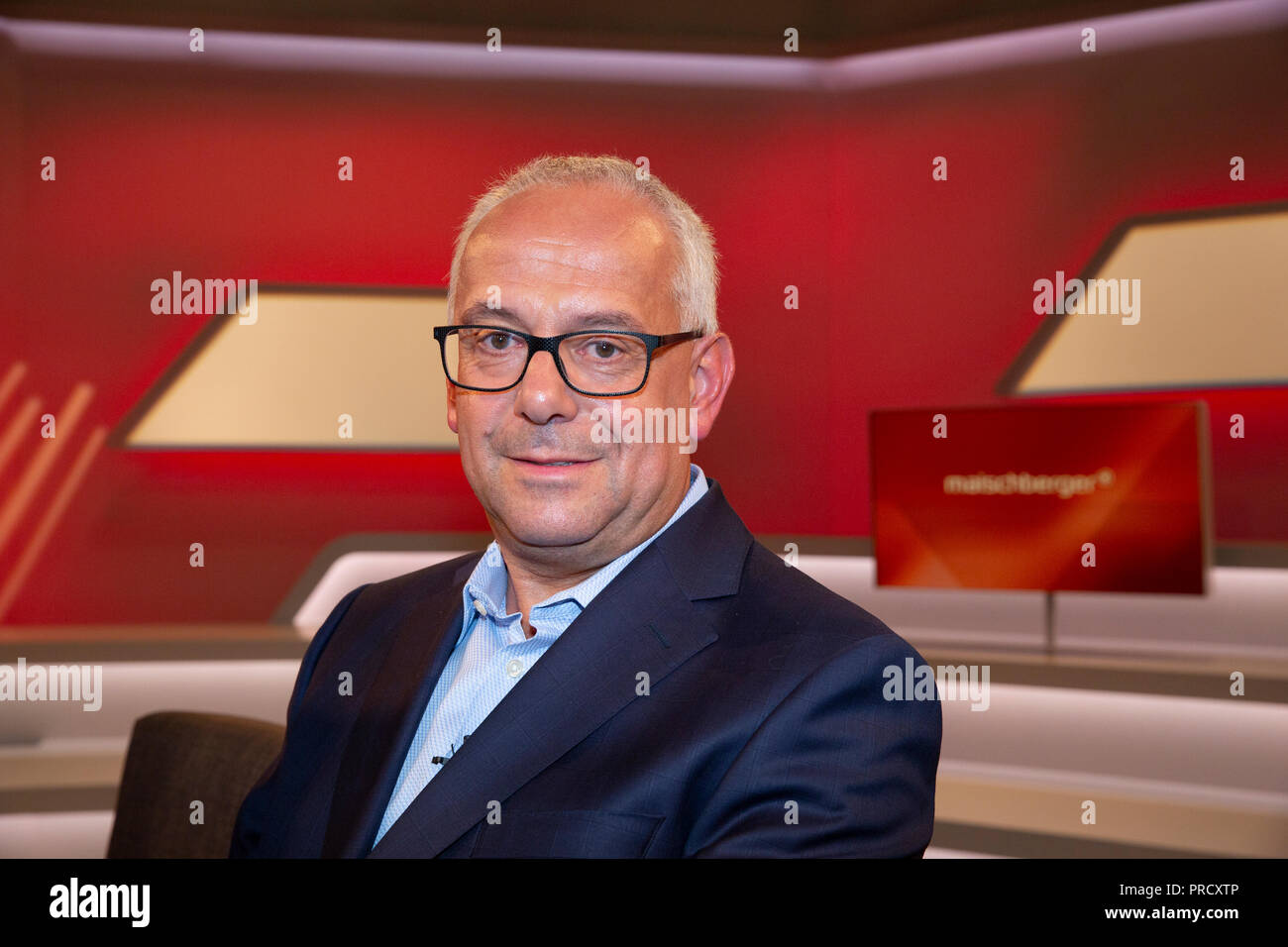 Prof. Dr. Gilbert Schönfelder (Mediziner und Toxikologe) in der ARD-Talkshow 'Maischberger' im WDR Studio BS 3. Köln, 19.09.2018 Stock Photo