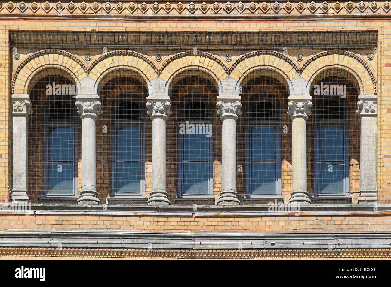 Arch Windows at Rail Station in Hanover Stock Photo - Alamy