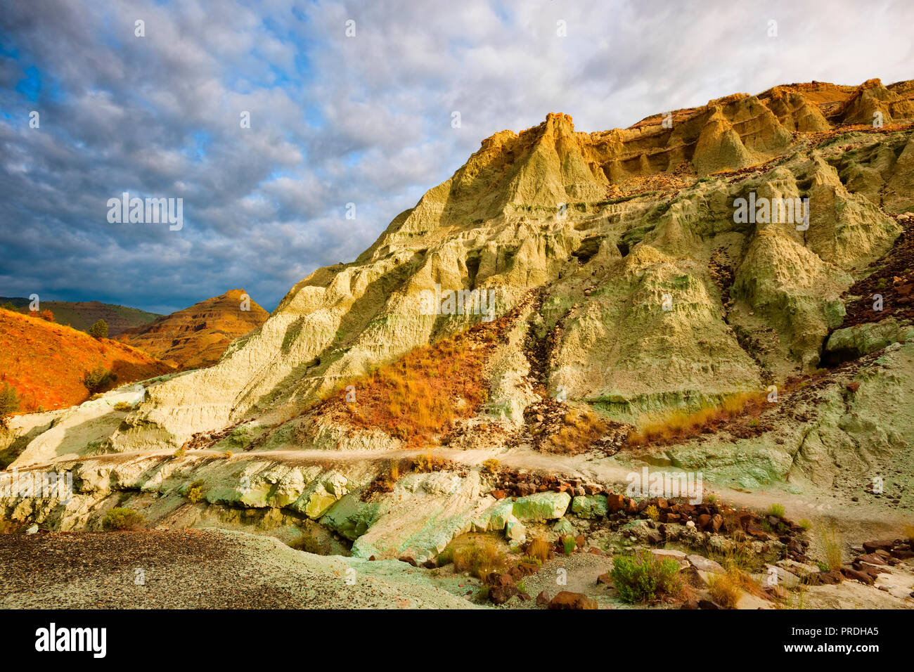 Early morning light in the Blue Basin in the Sheep Rock Unit of the John Day Fossil Beds National Monument near Kimberly, Oregon Stock Photo