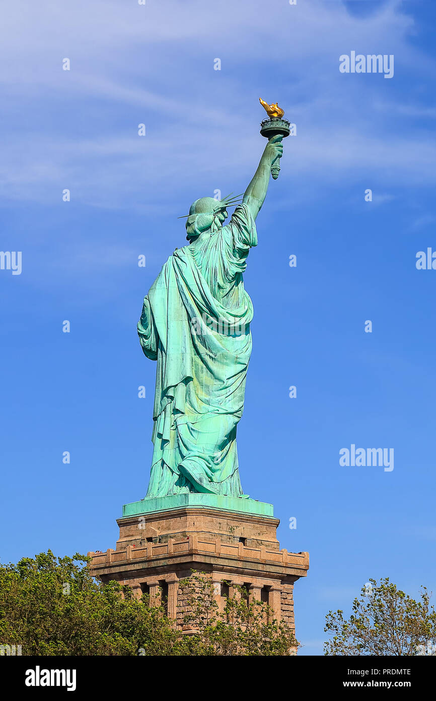 The Statue of Liberty back side Stock Photo Alamy