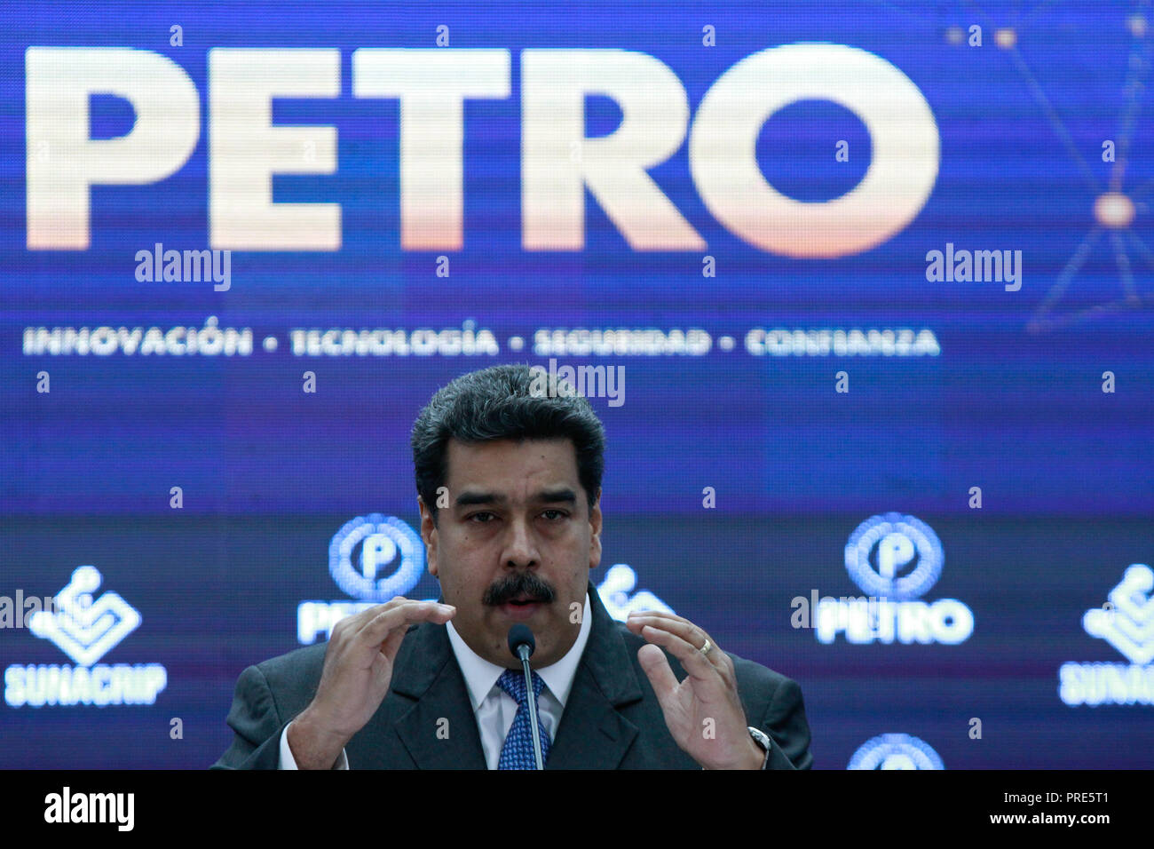 Caracas, Venezuela. 01st Oct, 2018. Nicolas Maduro, president of Venezuela,  announces at a press conference the introduction of a block chain of the  crypto currency Petro. Credit: Boris Vergara/dpa/Alamy Live News Stock