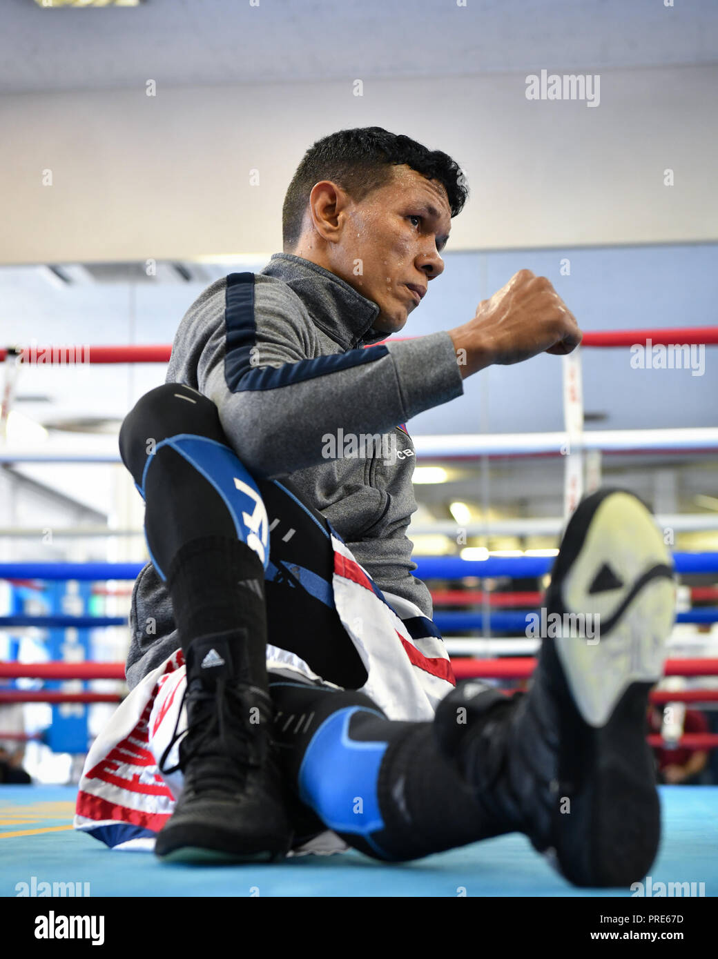 Tokyo, Japan. 2nd Oct, 2018. Juan Carlos Payano Boxing : Juan Carlos Payano of the Dominican Republic stretches during a media workout at Teiken Boxing Gym in Tokyo, Japan . Credit: Hiroaki Yamaguchi/AFLO/Alamy Live News Stock Photo