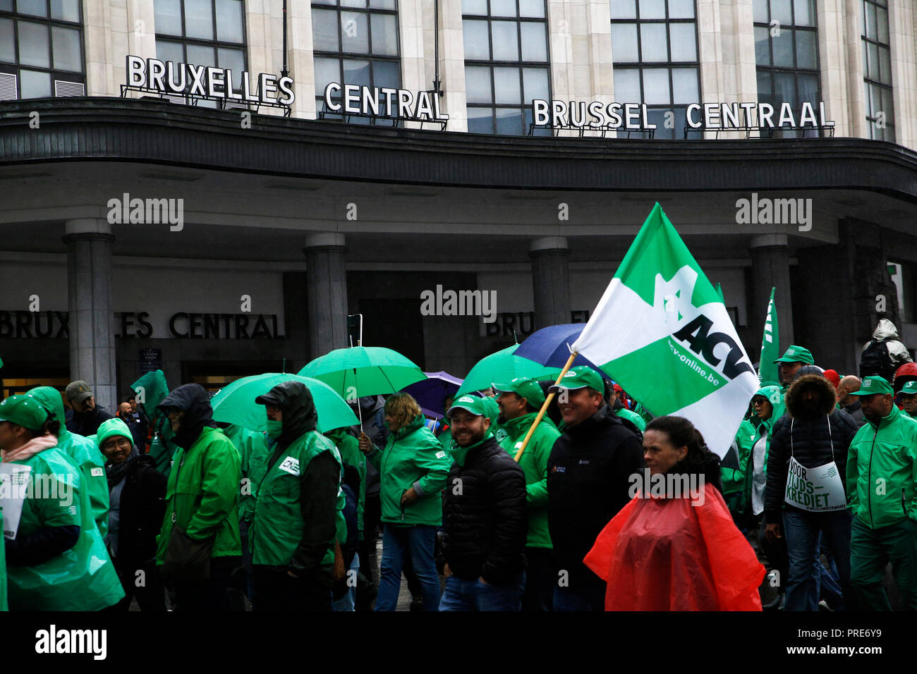Brussels Belgium 2nd Oct 18 Workers And Pensioners Protest Against Government Policies That Will Extend The Pension Age Contain Wages And Cut Into Public Services Alexandros Michailidis Alamy Live News Stock Photo