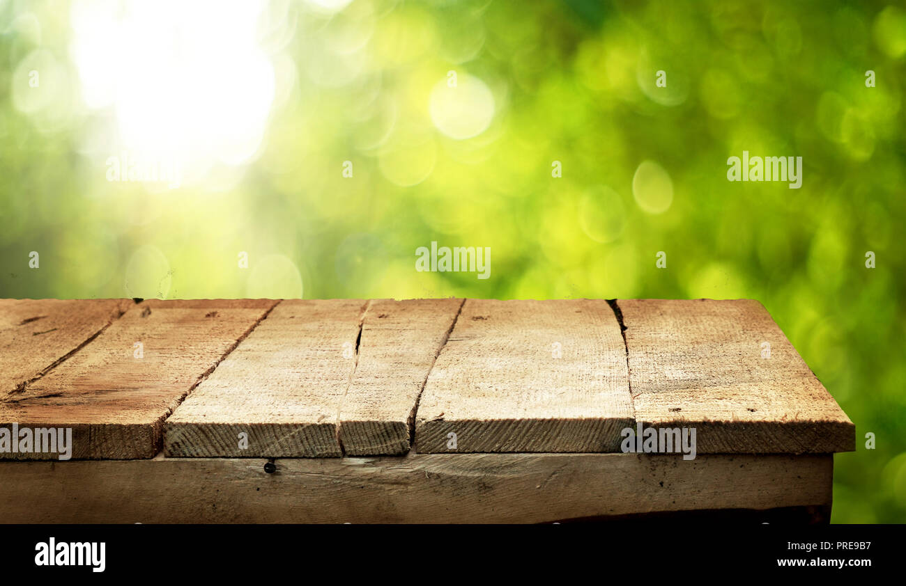 Empty wooden table background Stock Photo - Alamy